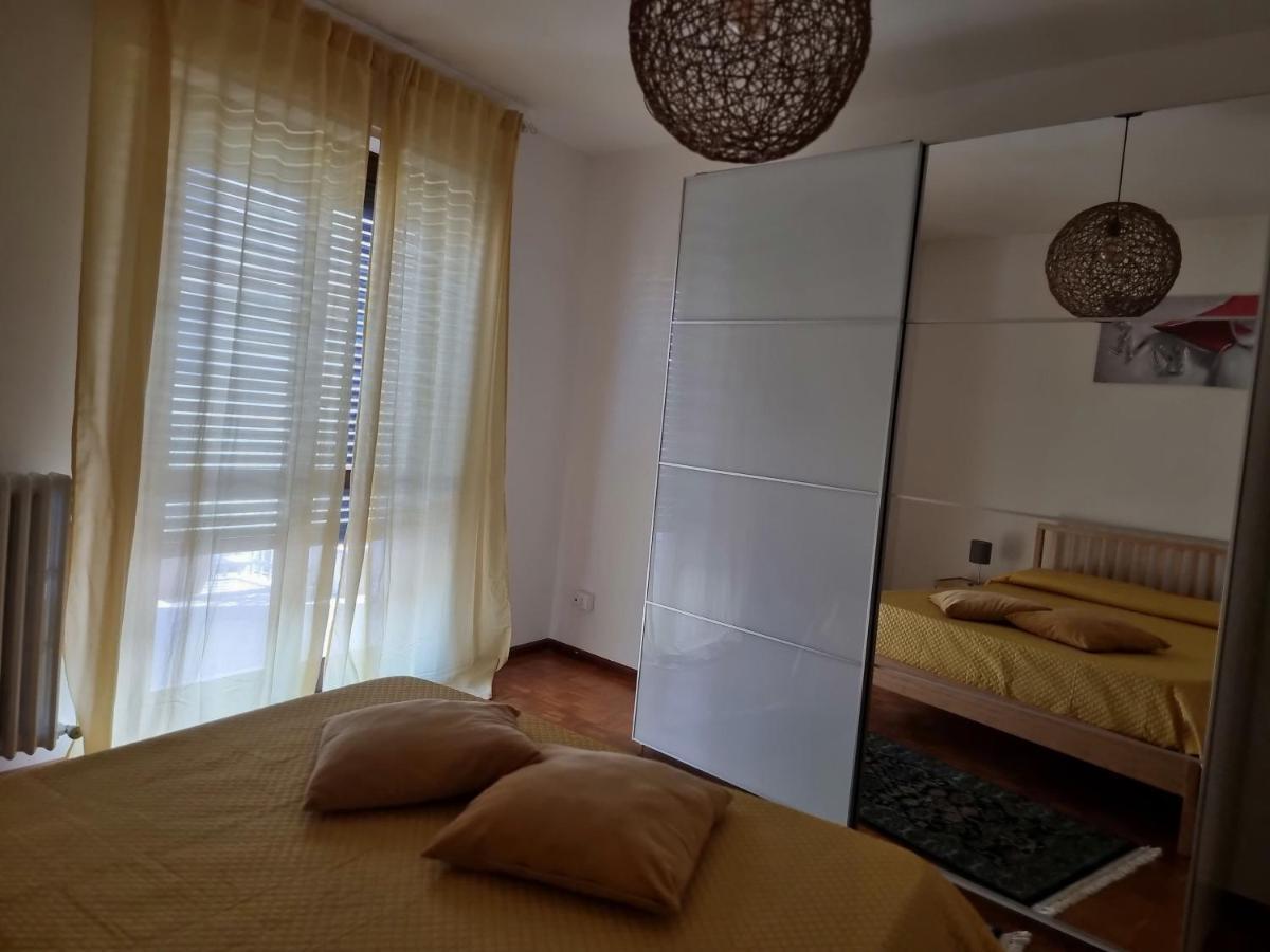 Mary House Apartment Sondrio Bagian luar foto