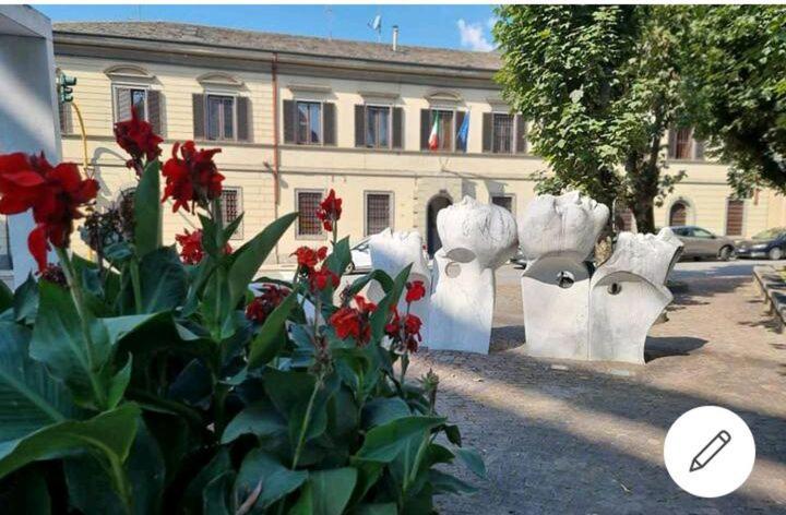 Mary House Apartment Sondrio Bagian luar foto