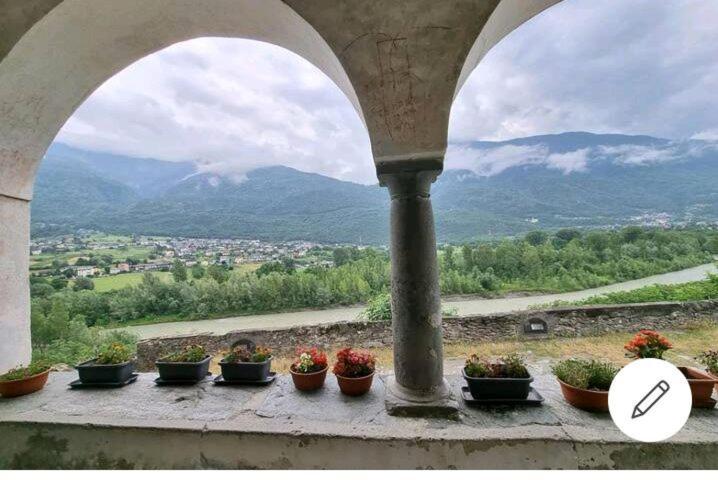 Mary House Apartment Sondrio Bagian luar foto