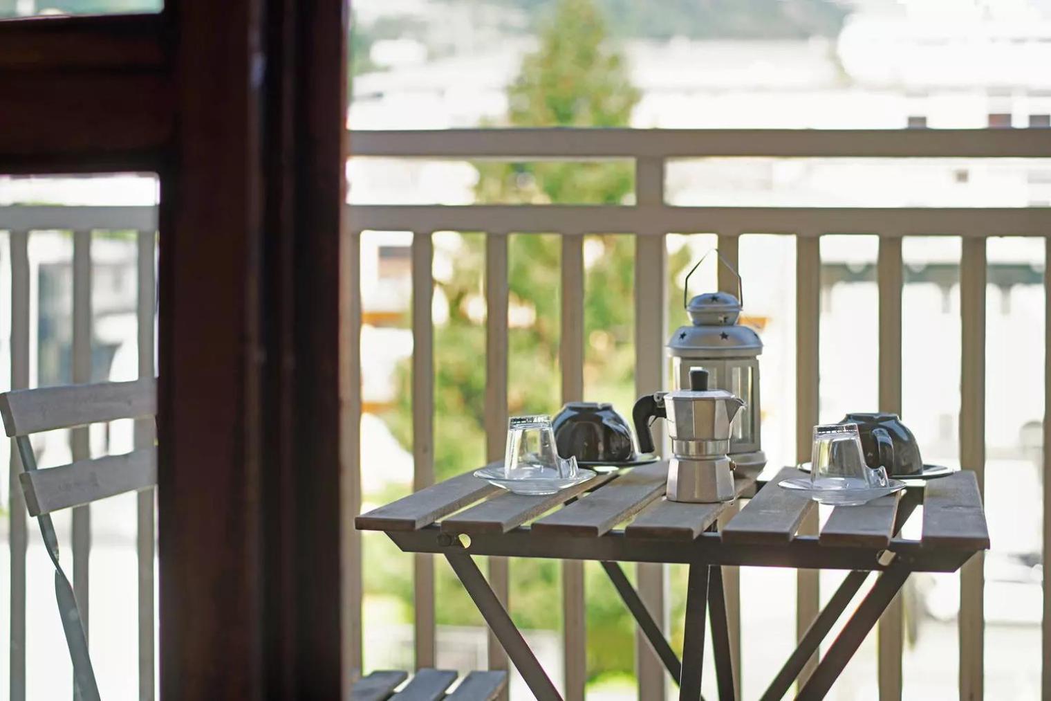 Mary House Apartment Sondrio Bagian luar foto