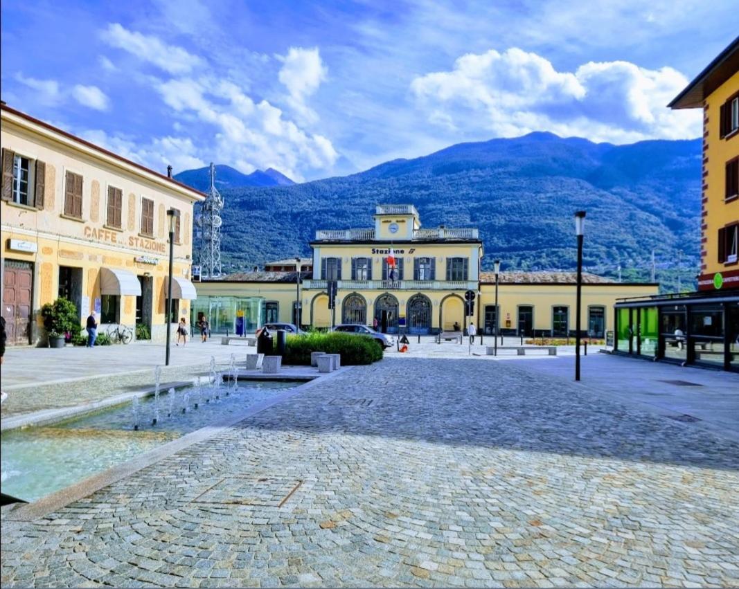 Mary House Apartment Sondrio Bagian luar foto